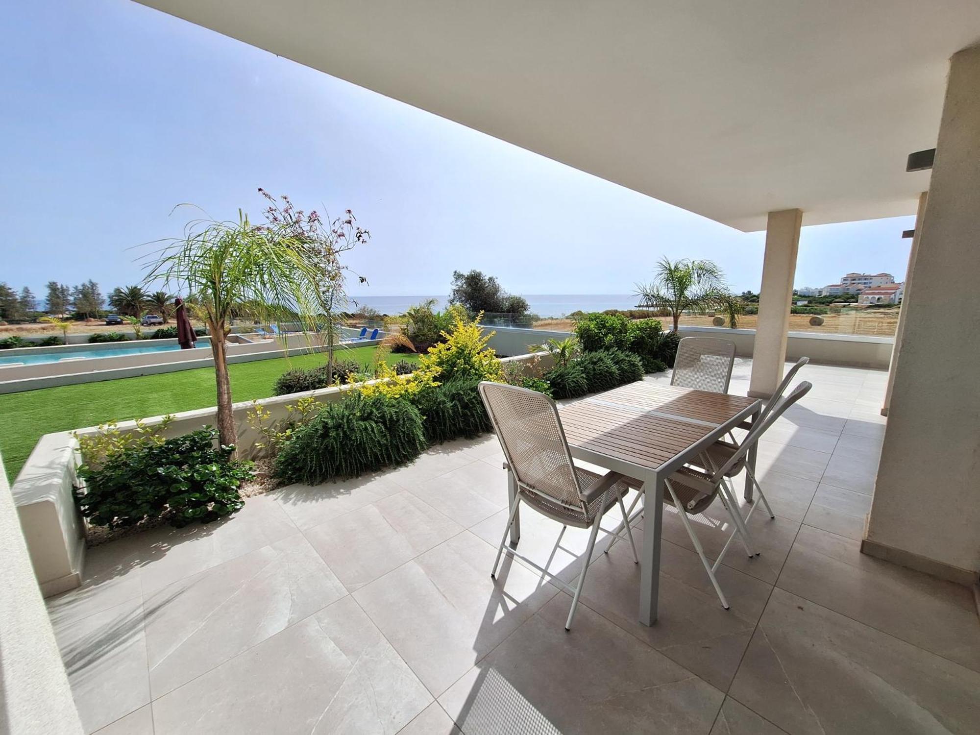 Emerald Suites Protaras Exterior foto